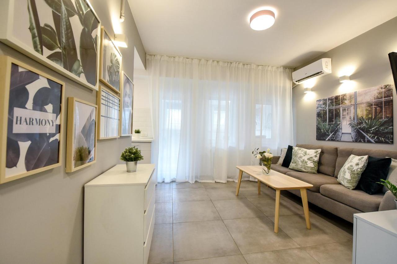 Spacious 1Br In The City Center - Amazing For Extended Stays Букурещ Екстериор снимка