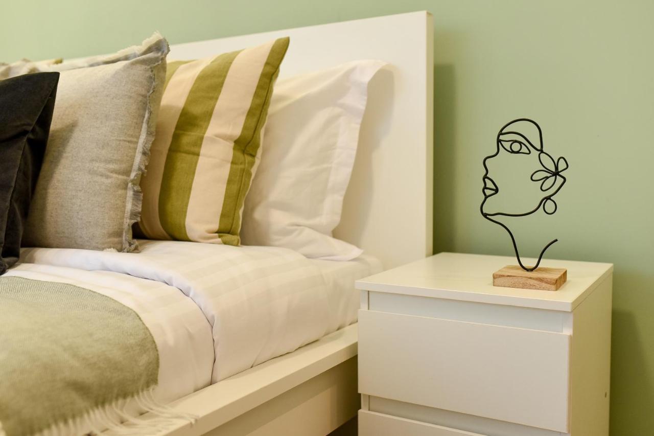 Spacious 1Br In The City Center - Amazing For Extended Stays Букурещ Екстериор снимка