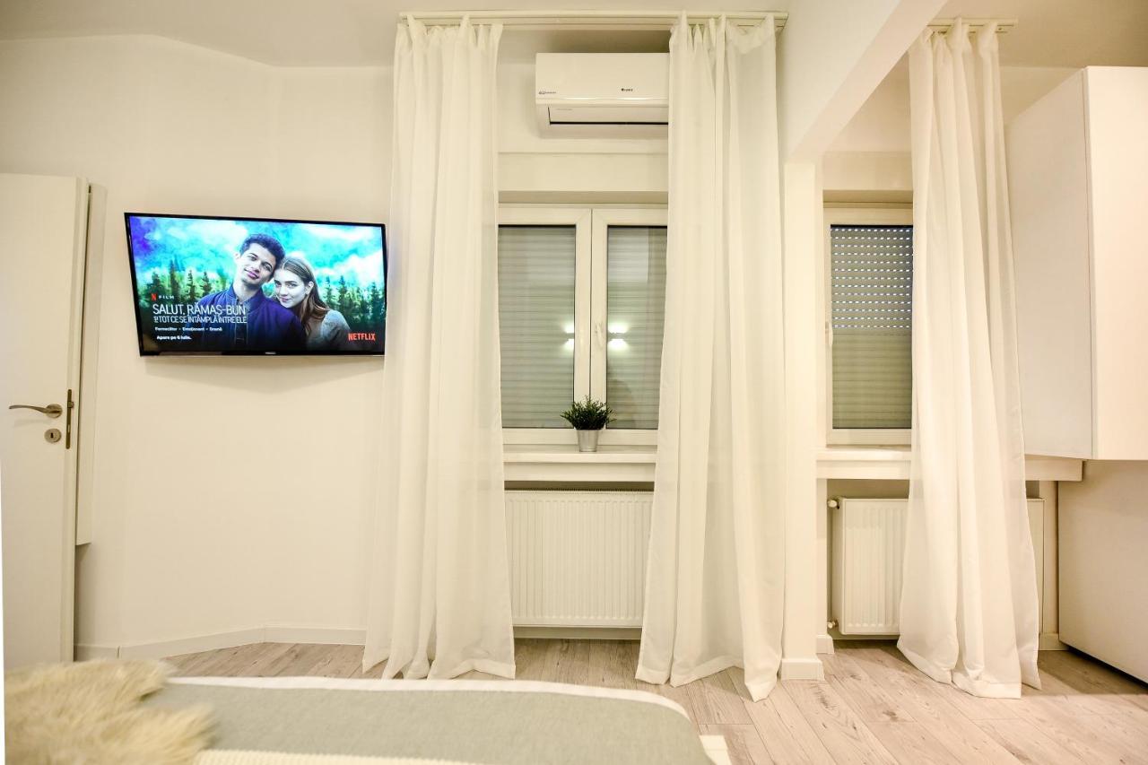 Spacious 1Br In The City Center - Amazing For Extended Stays Букурещ Екстериор снимка